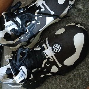 Adidas  Boost  JAMES HARDENS 1/2 Dozen basketball shoes